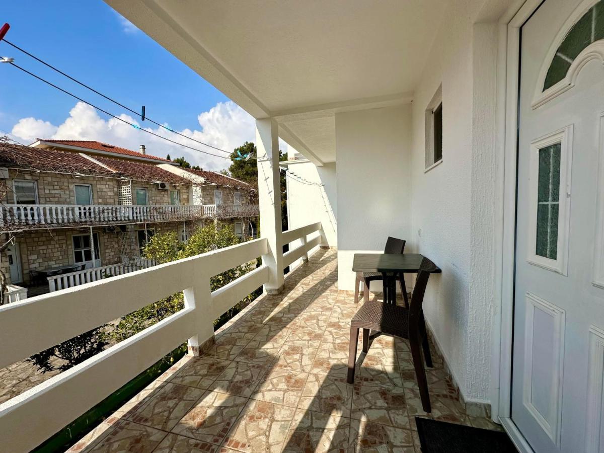 טיווט Maki Apartments - Plavi Horizonti Beach מראה חיצוני תמונה
