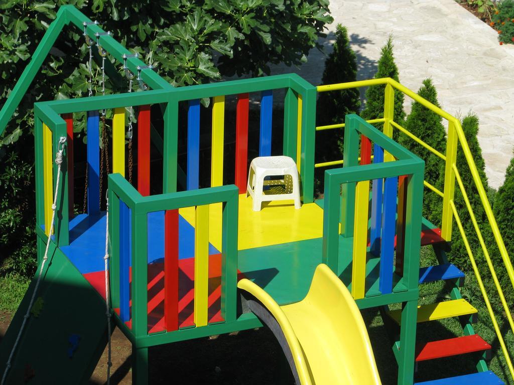 טיווט Maki Apartments - Plavi Horizonti Beach מראה חיצוני תמונה