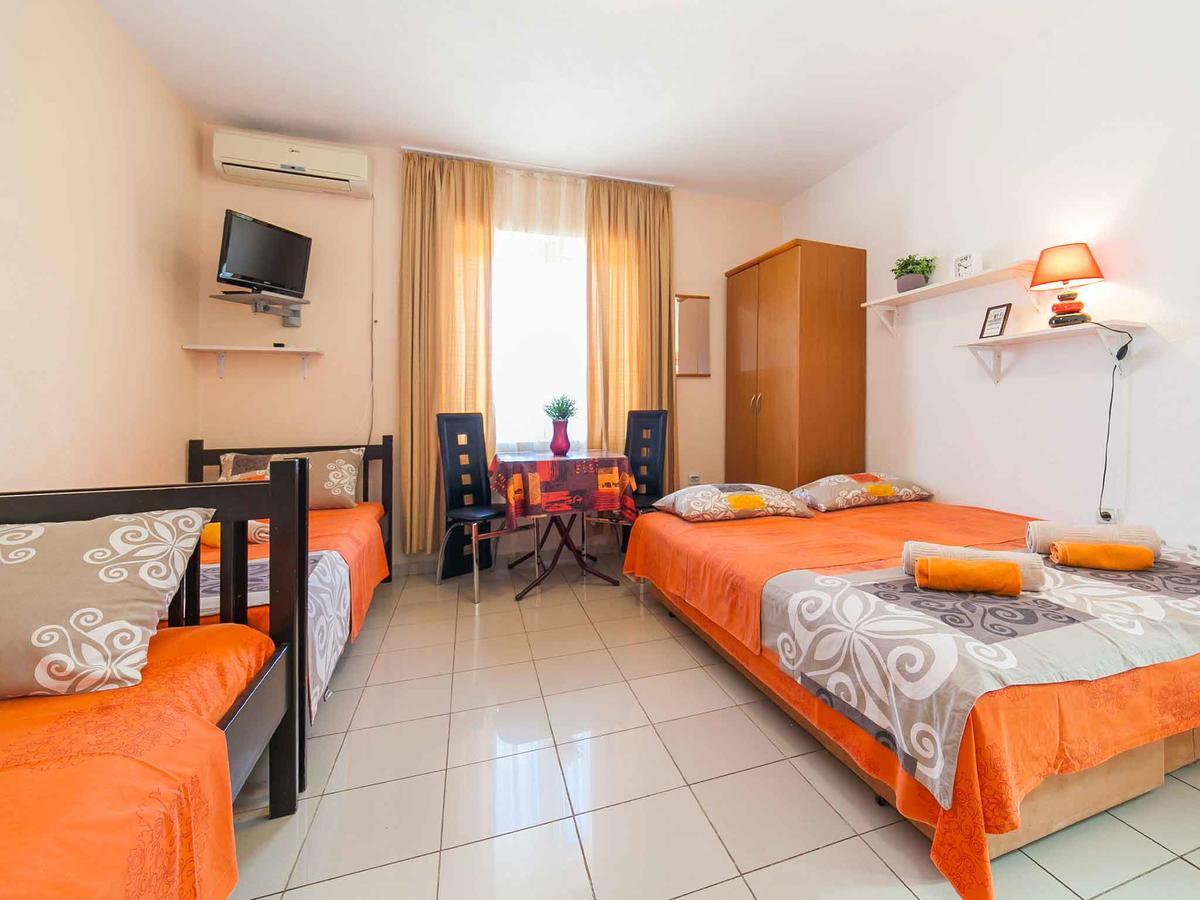 טיווט Maki Apartments - Plavi Horizonti Beach מראה חיצוני תמונה